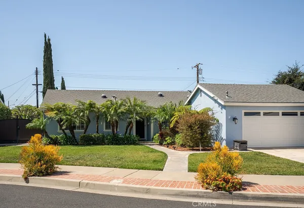 $1,050,000 | 2914 East Lomita Avenue, Orange, CA 92867