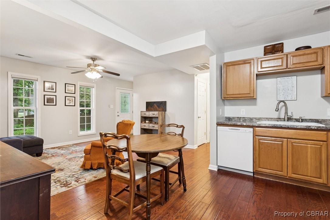 6512 Walter Reed Drive Gloucester, VA 23061 - Photo 14 of 41 Gallery Image 14