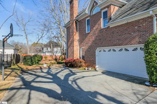 $575,000 | 109 East Hypericum Lane, Greenville, SC 29615