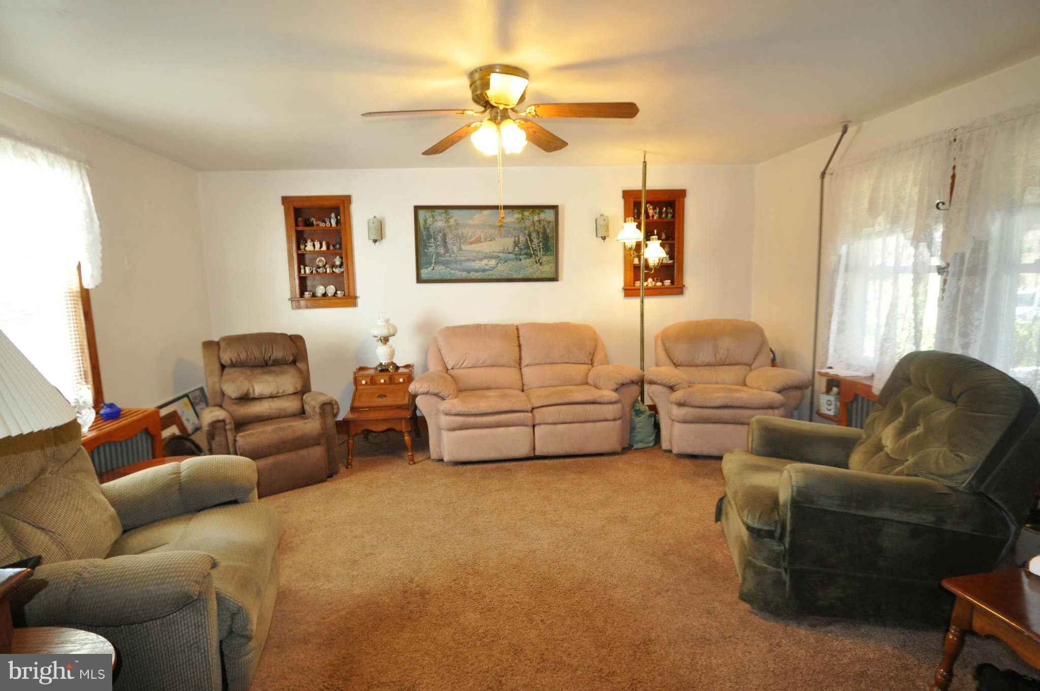 213 North Clear Ridge Road Union Bridge, MD 21791 - Photo 4 of 17 SPACIOUS AND COMFY LIVING ROOM