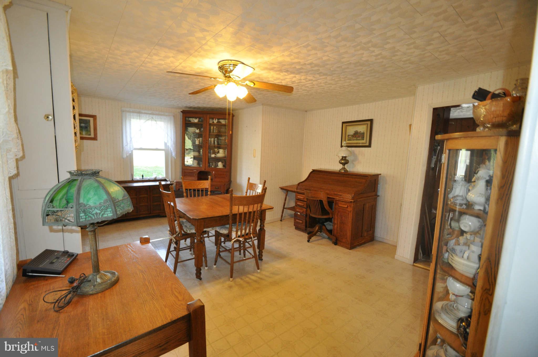 213 North Clear Ridge Road Union Bridge, MD 21791 - Photo 5 of 17 BRIGHT ROOMY AND CHEERFUL DINING ROOM
