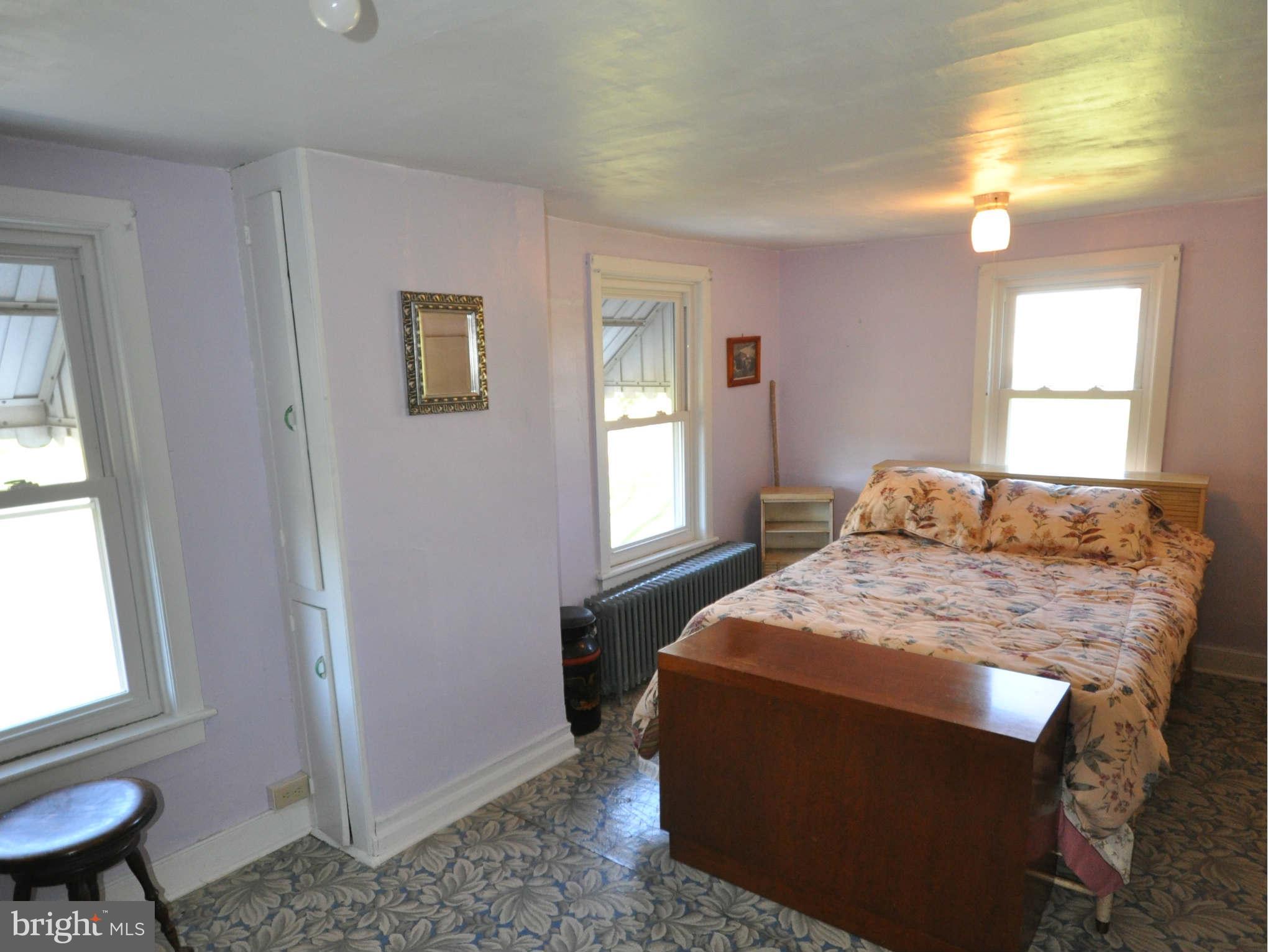 213 North Clear Ridge Road Union Bridge, MD 21791 - Photo 10 of 17 SECOND BEDROOM