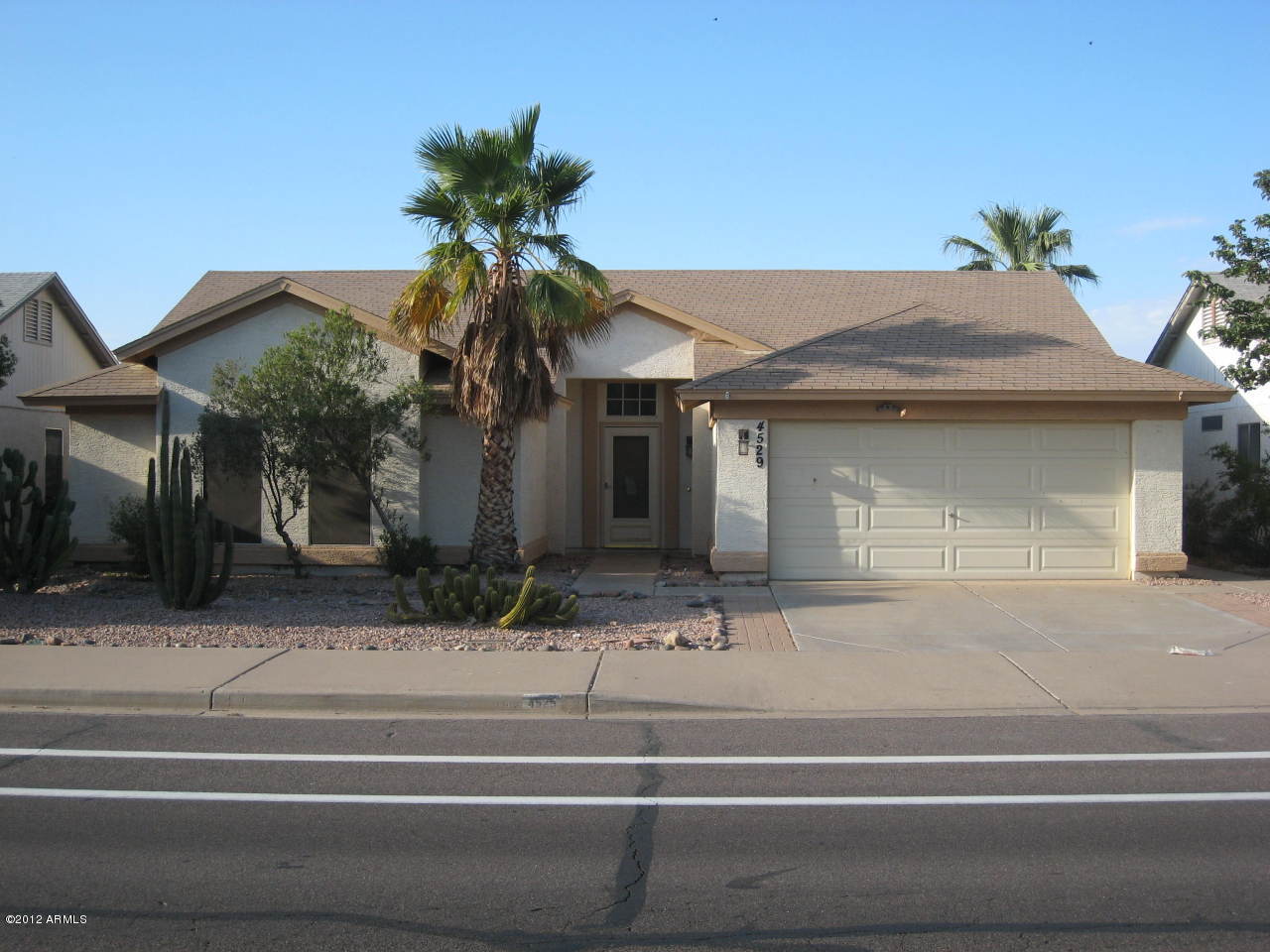 4529 East Frye Road Phoenix, AZ 85048 - Photo 1 of 18 Front yard