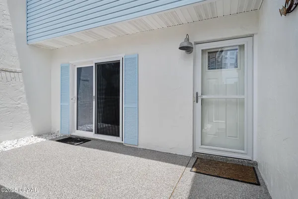 an empty room with window