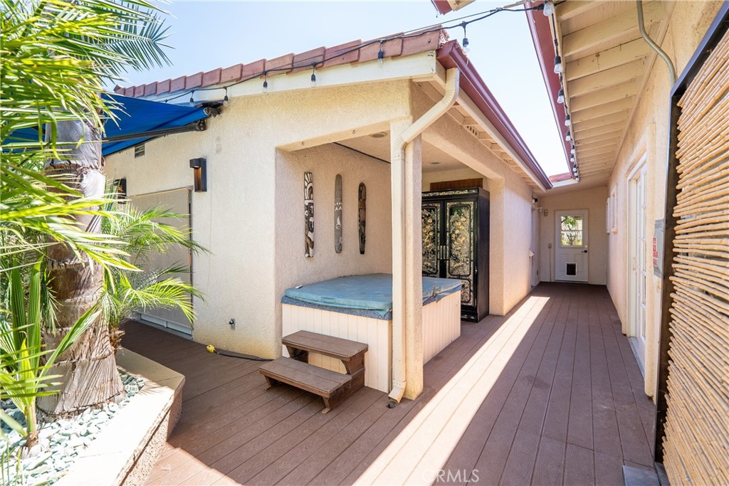 1002 Par Avenue Paso Robles, CA 93446 - Photo 49 of 59 a view of outdoor space and deck