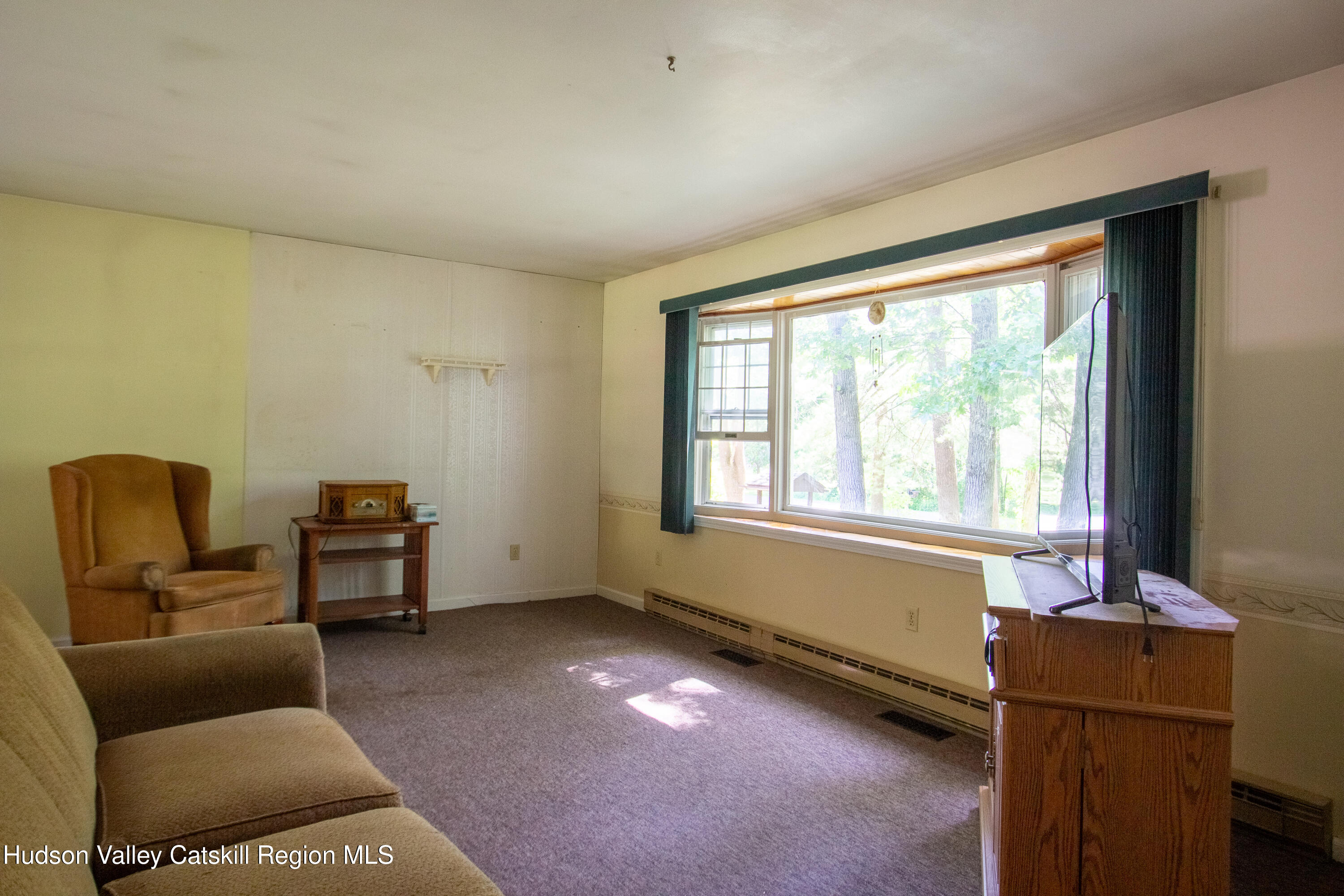157 Falls Road Hudson, NY 12534 - Photo 6 of 20 157_Falls_Rd_Hudson-03