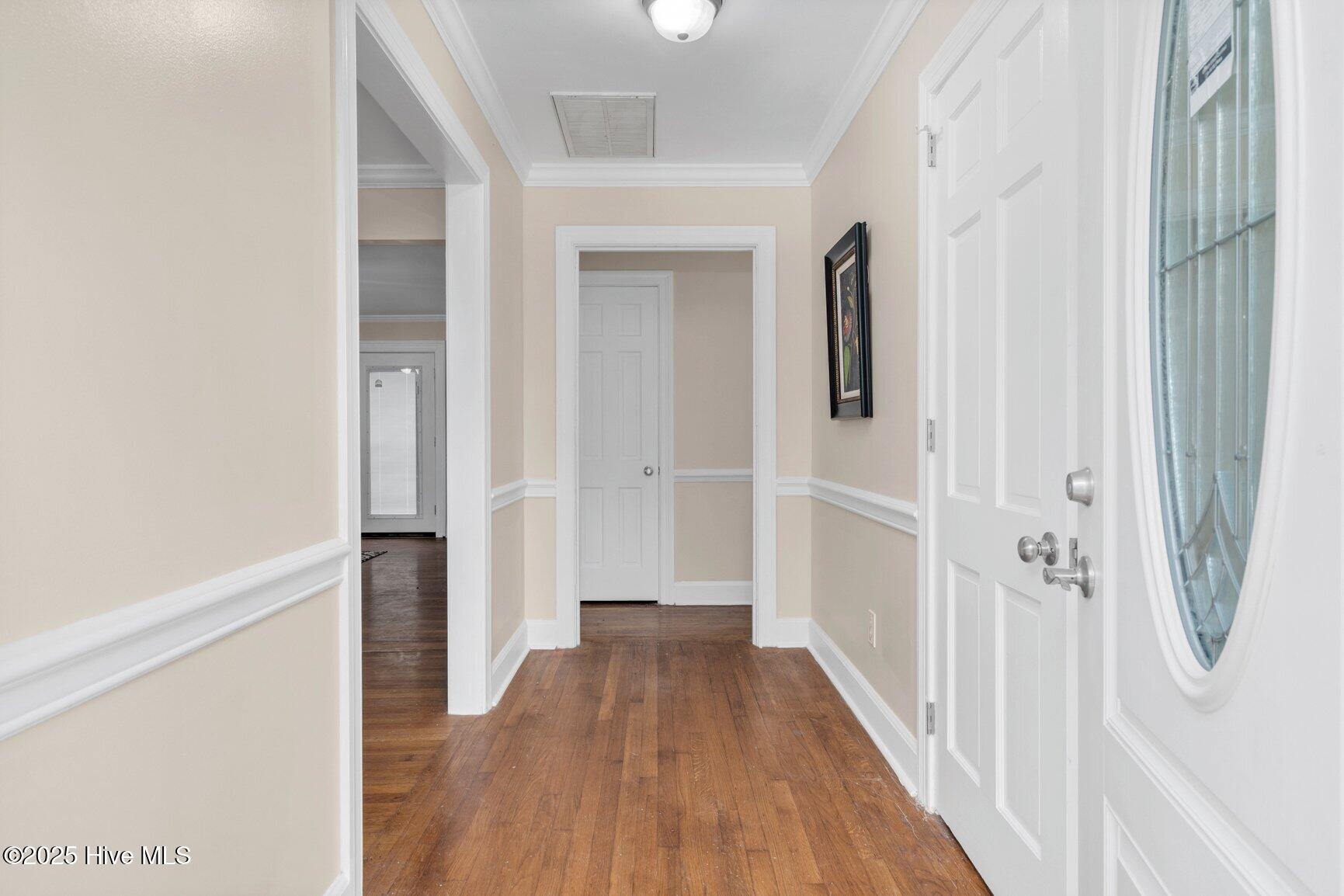 1906 Cres Drive West Wilson, NC 27893 - Photo 5 of 27 005-1906CrescentDriveWest-Wilson-NC-2789