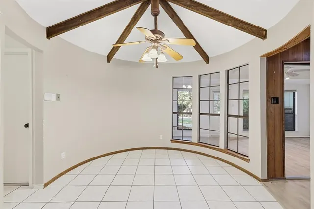 a view of an entryway