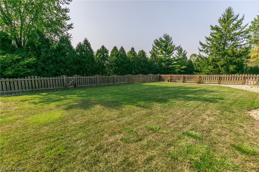 10766 Gate Post Road Strongsville, OH 44149 - Photo 35 of 35 Gallery Image 35
