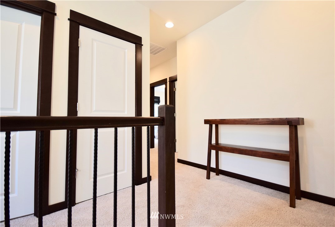17829 3rd Avenue Southeast Bothell, WA 98012 - Photo 19 of 39