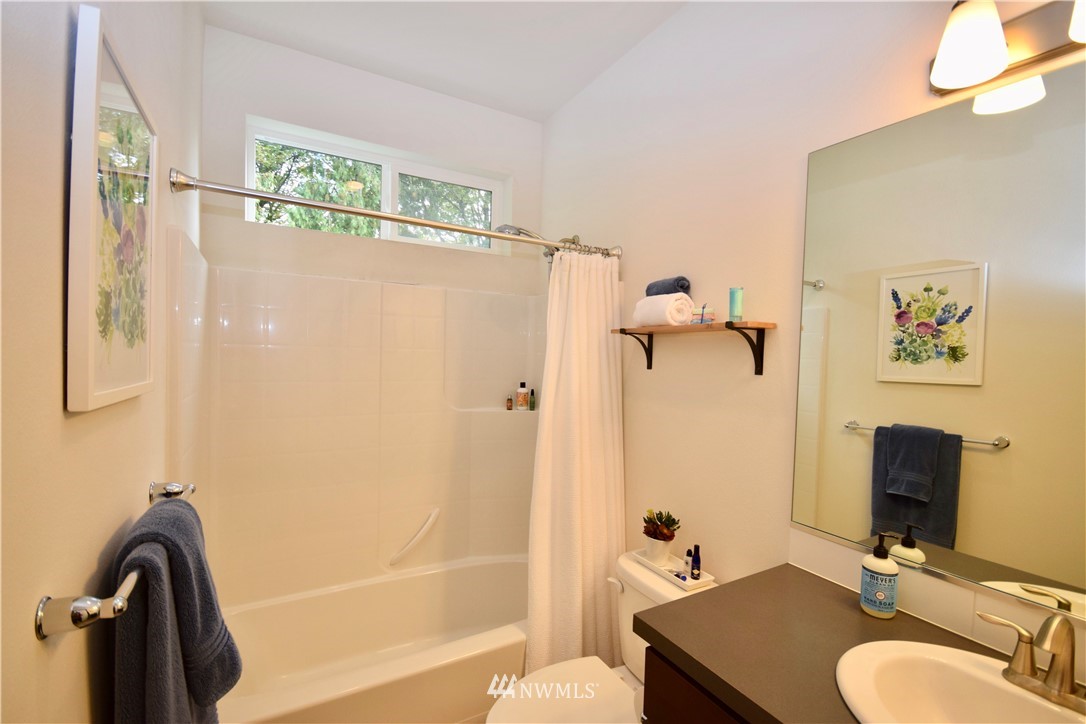 17829 3rd Avenue Southeast Bothell, WA 98012 - Photo 31 of 39