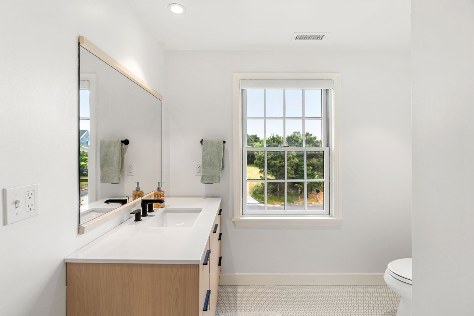 15 Rudder Lane Nantucket, MA 02554 - Photo 27 of 33 Gallery Image 27