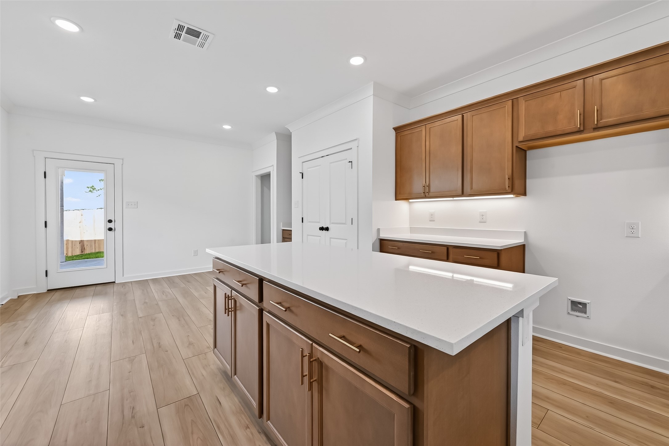 40704 Pessi Road Magnolia, TX 77354 - Photo 10 of 34 Gallery Image 10