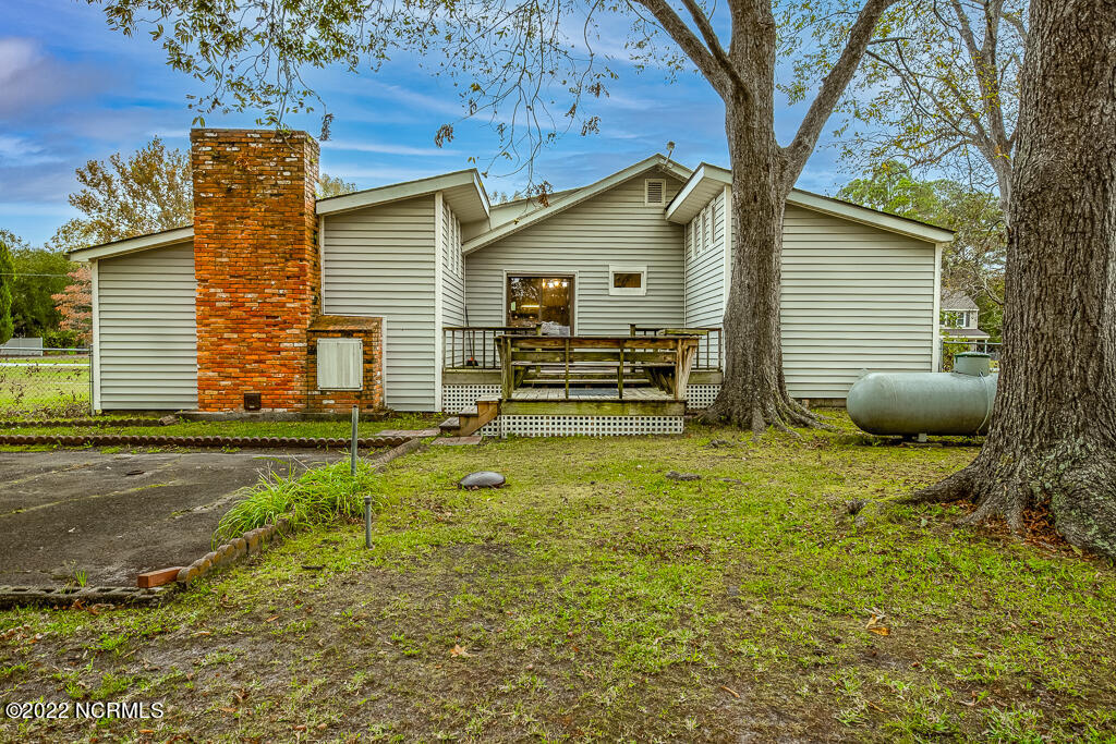 413 Church Road New Bern, NC 28560 - Photo 5 of 21 IMG_3414-HDR-Edit