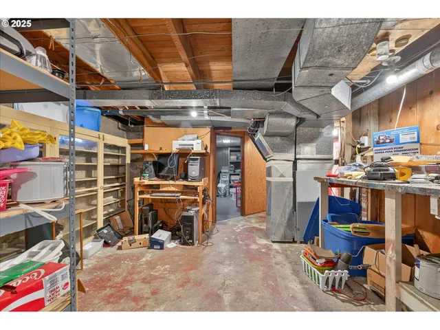 $275,000 | 2860 College Street, Baker City, OR 97814