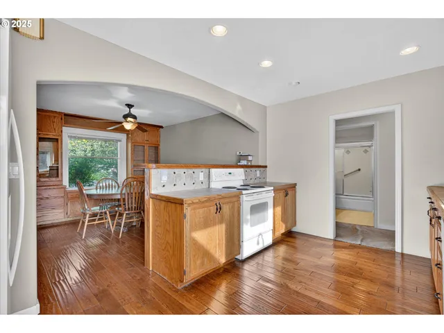 $275,000 | 2860 College Street, Baker City, OR 97814