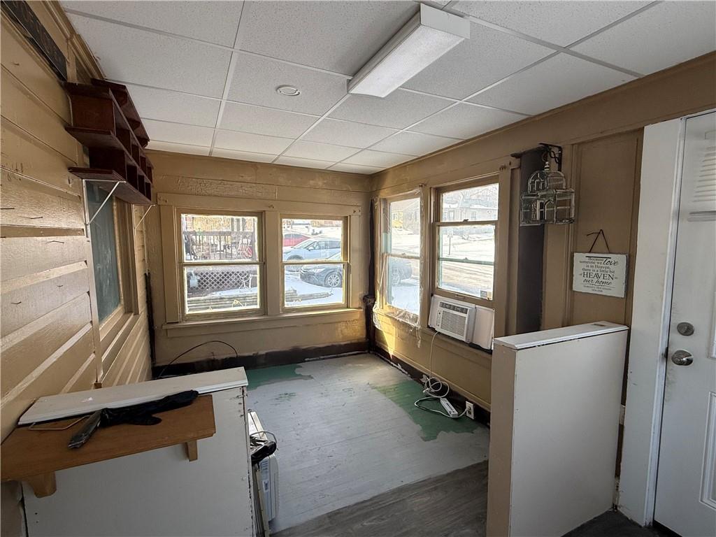 2703 20th St Extension Beaver Falls, PA 15010 - Photo 4 of 21