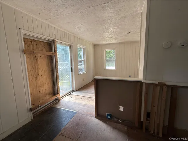 $340,000 | 3968 Old Crompond Road, Cortlandt Manor, NY 10567