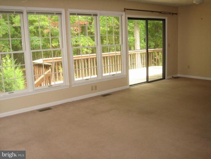 712 Gold Valley Road Locust Grove, VA 22508 - Photo 4 of 9 Family Room