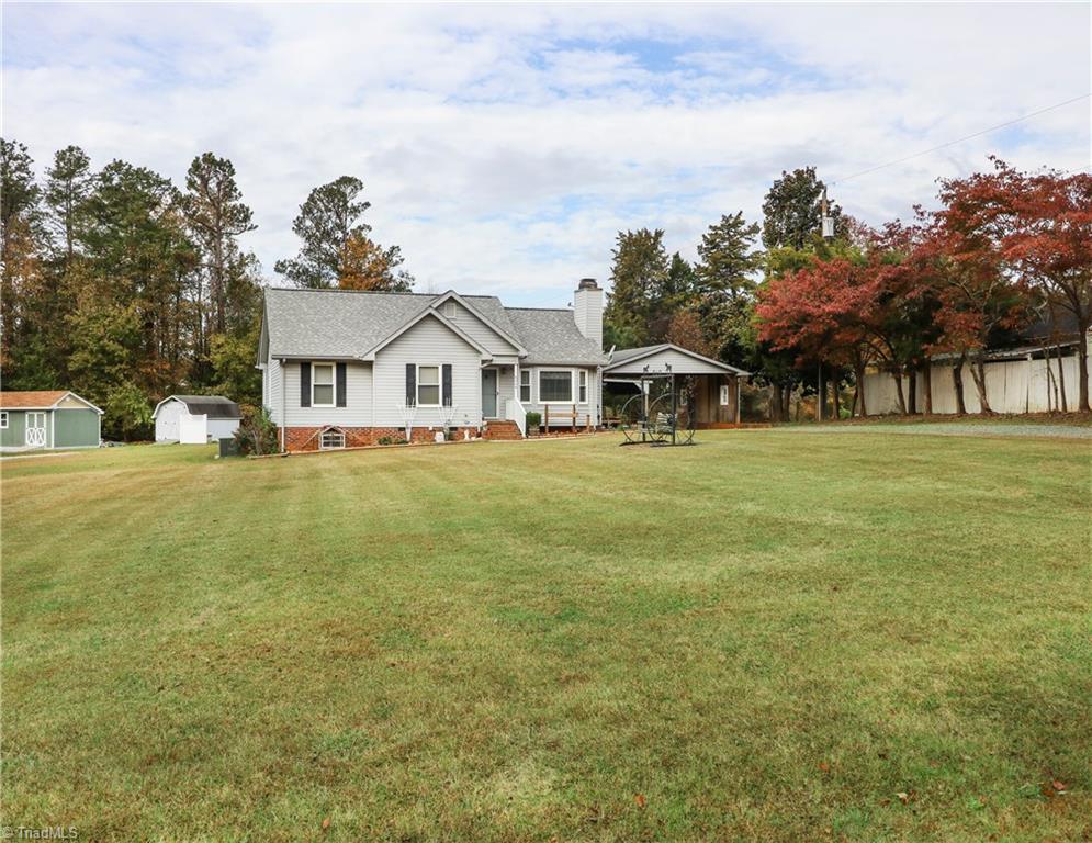 6804 Thurber Road Randleman, NC 27317 - Photo 2 of 26