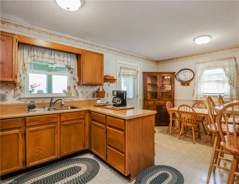 6804 Thurber Road Randleman, NC 27317 - Photo 9 of 26