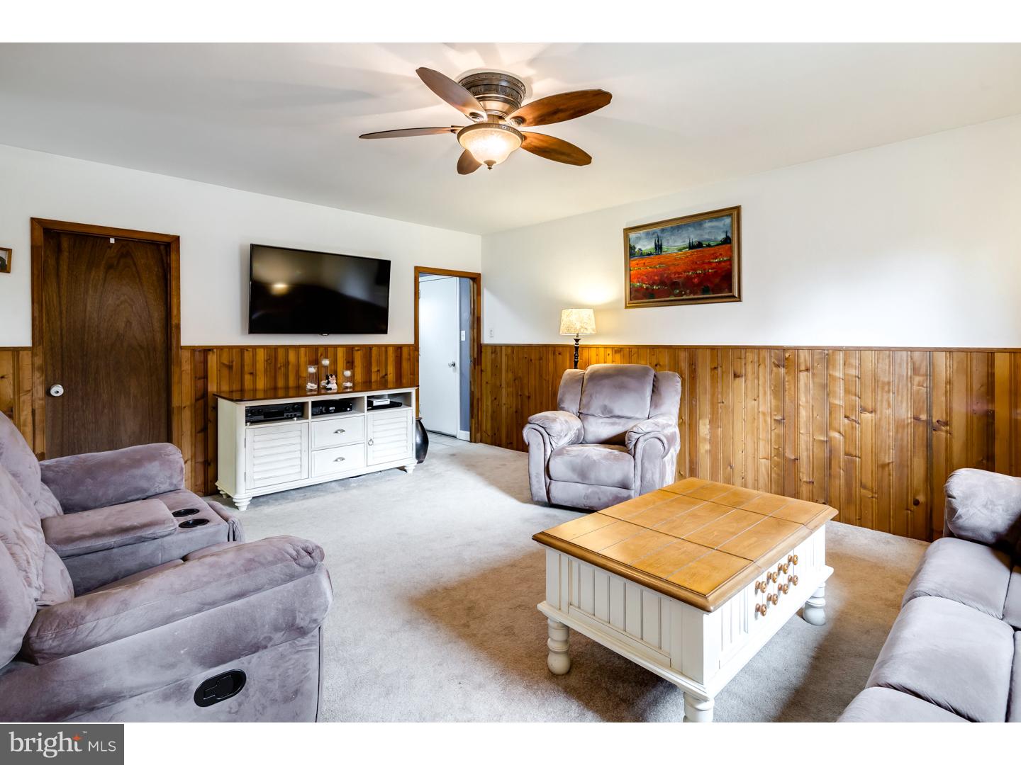 838 Hopewell Road Evesham, NJ 08053 - Photo 7 of 21 Family Room