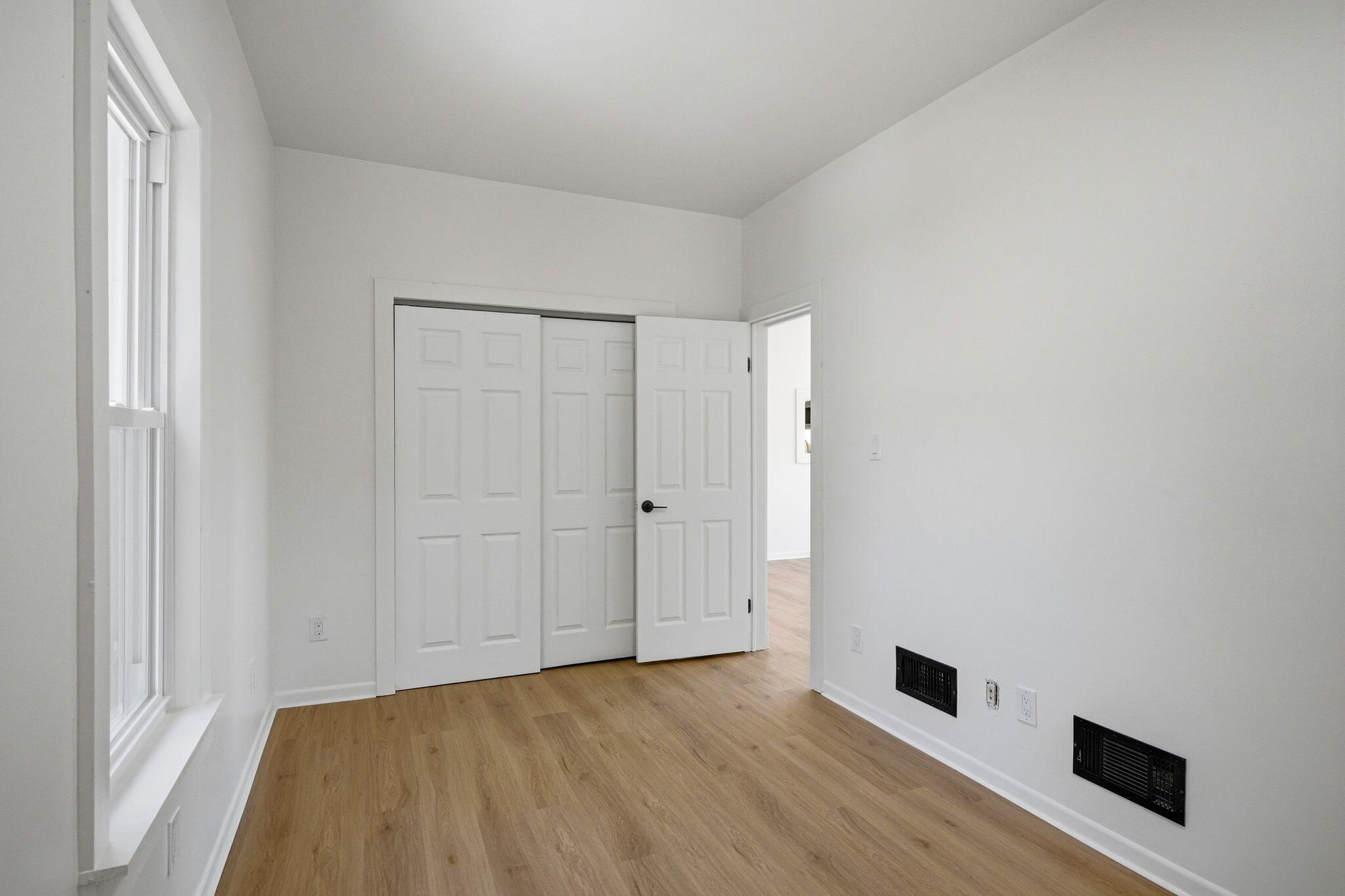 2118 South 68th Street West Allis, WI 53219 - Photo 15 of 27 2118 South 68th Street, West Allis - HDR