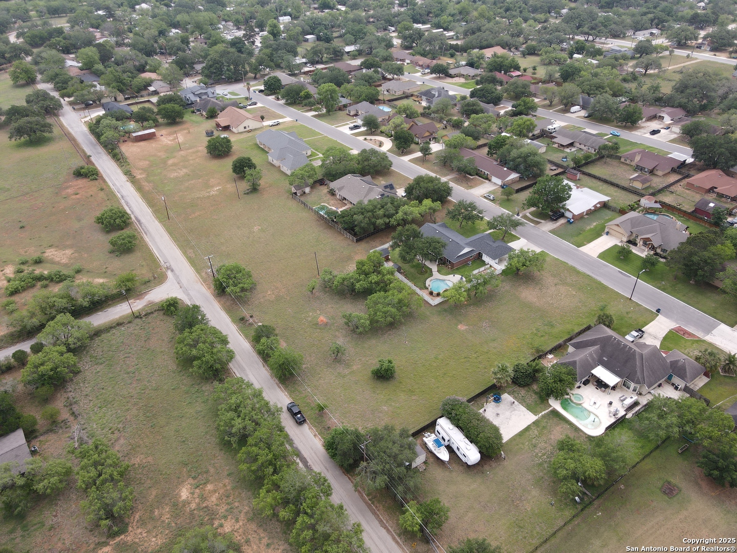 331 Haverlah Road Pleasanton, TX 78064 - Photo 7 of 8 Gallery Image 7