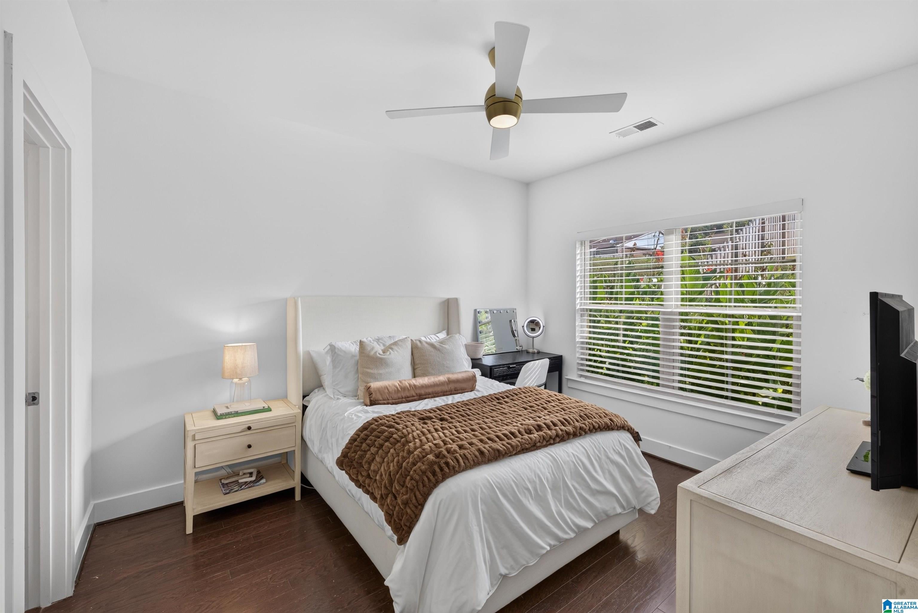 4353 Ridgemont Circle Birmingham, AL 35244 - Photo 14 of 35 Gallery Image 14