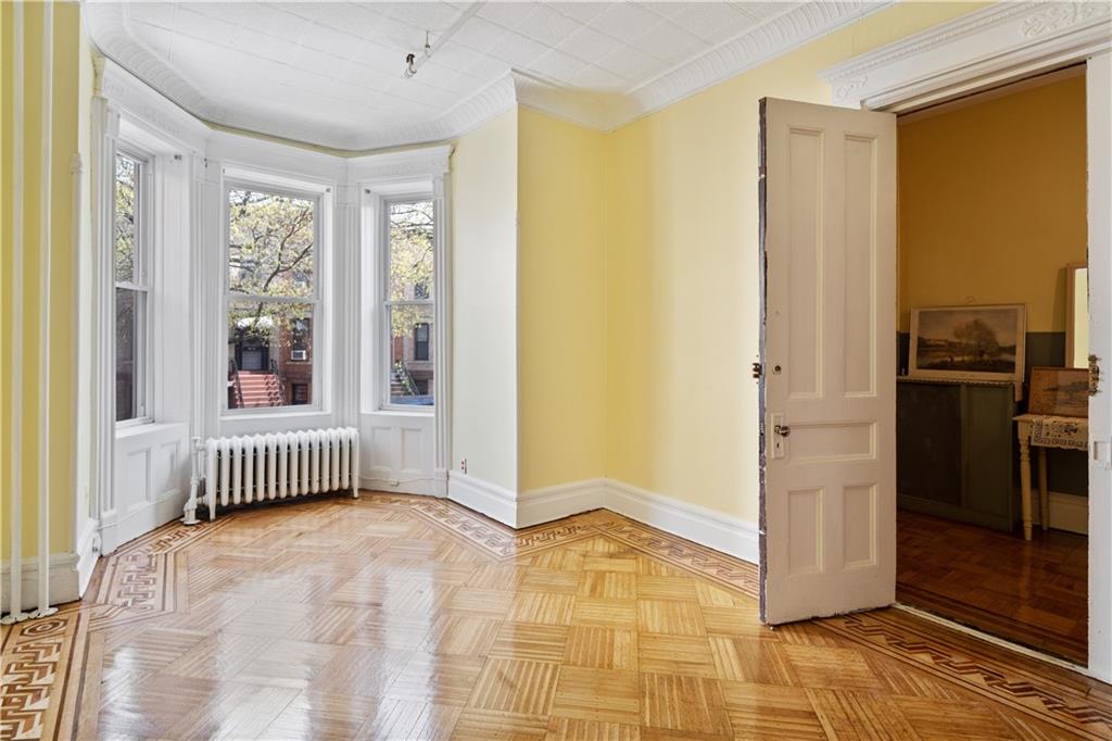 412 73rd Street Brooklyn, NY 11209 - Photo 19 of 38