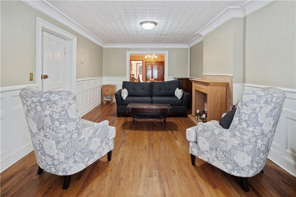 412 73rd Street Brooklyn, NY 11209 - Photo 4 of 38