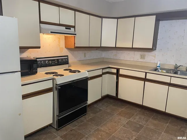 $189,000 | 11729 Kevin Lane, Carterville, IL 62918