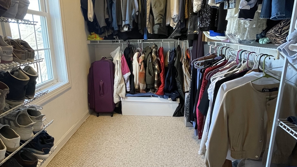 35 Glendon Street Avon, MA 02322 - Photo 11 of 20