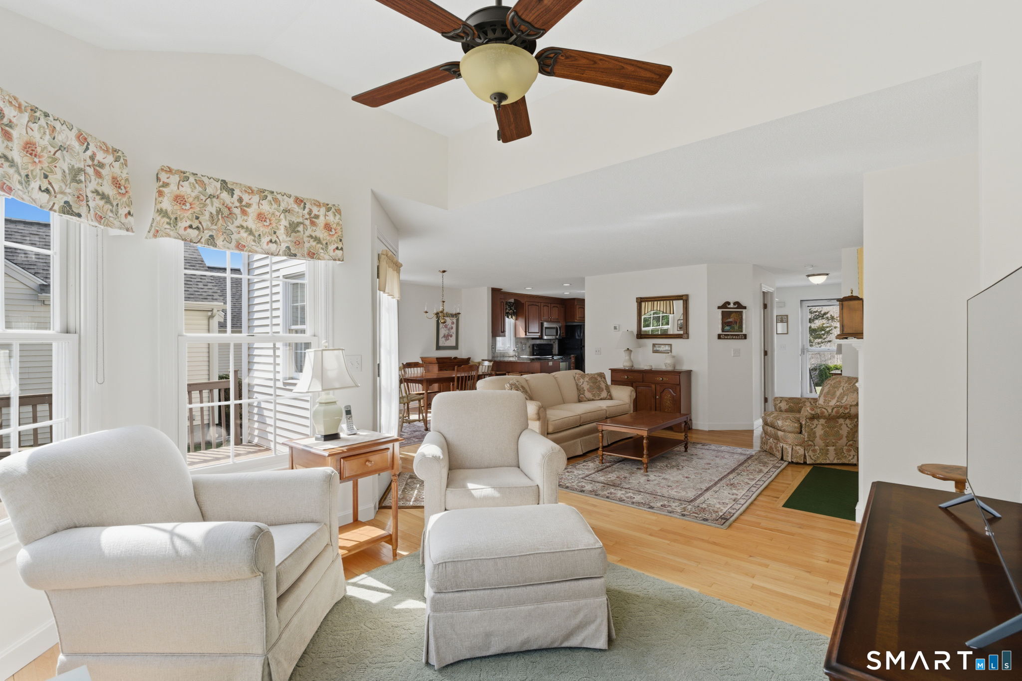 42 Dunham Street, Unit 42 Wethersfield, CT 06109 - Photo 11 of 40 a living room with furniture and a window