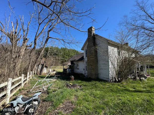 $349,999 | 25163 Rich Valley Road, Abingdon, VA 24210