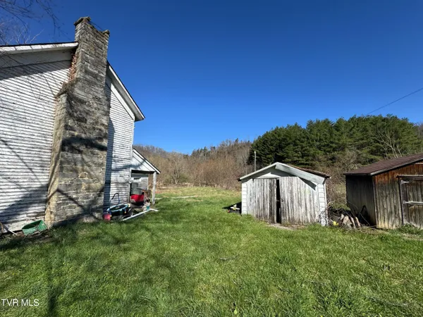 $349,999 | 25163 Rich Valley Road, Abingdon, VA 24210