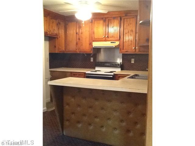 5246 Rosedale Street Trinity, NC 27370 - Photo 5 of 11 Kitchen.
