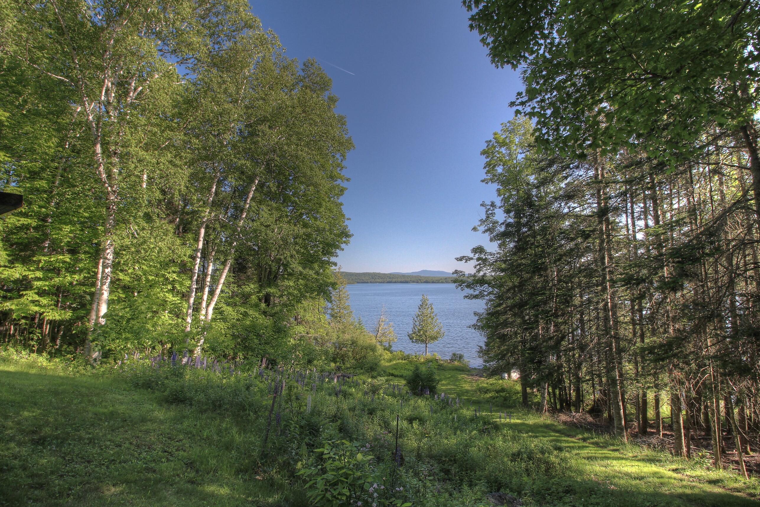 94 Bear Path Rangeley, ME 04970 - Photo 4 of 20 10