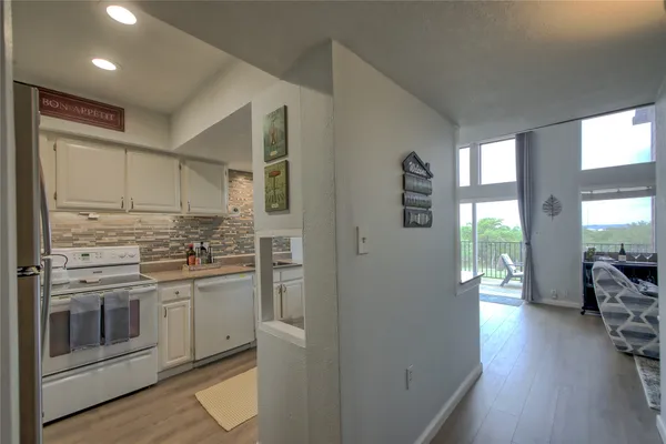 $295,000 | 549 Demarett Drive, Point Venture, TX 78645