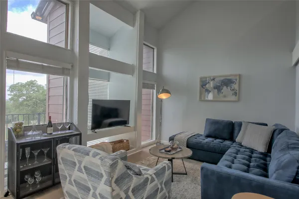 $295,000 | 549 Demarett Drive, Point Venture, TX 78645