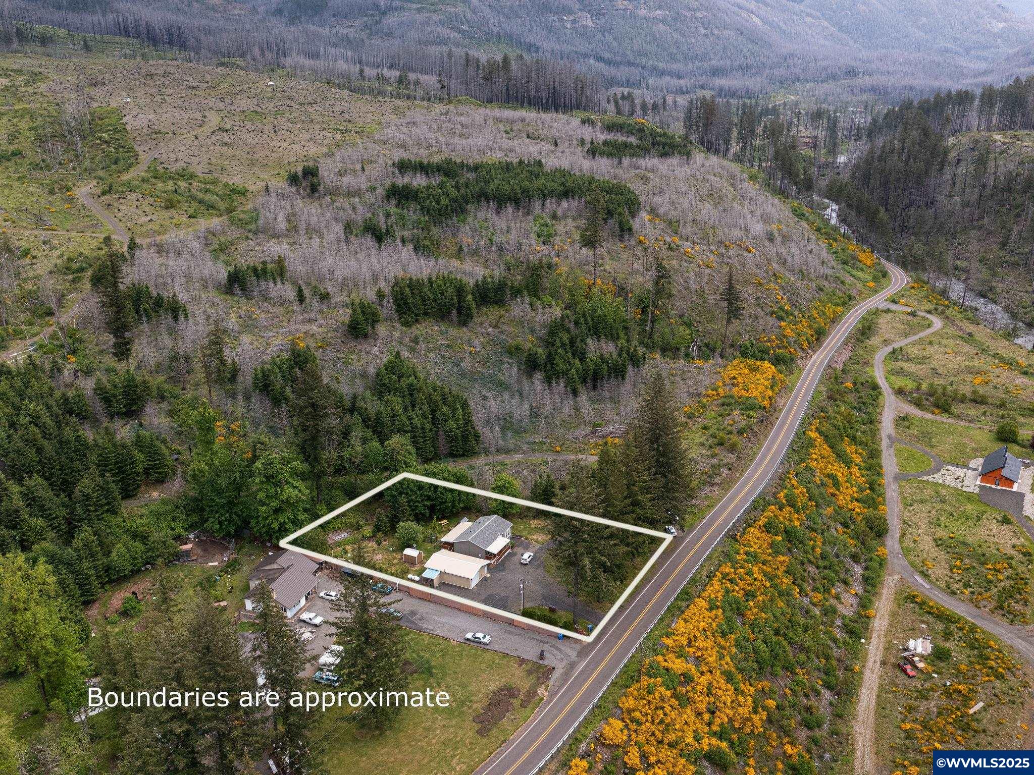 33635 North Fork Road Lyons, OR 97358 - Photo 3 of 42