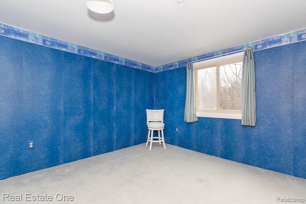 2545 Munster Road Rochester Hills, MI 48309 - Photo 24 of 33