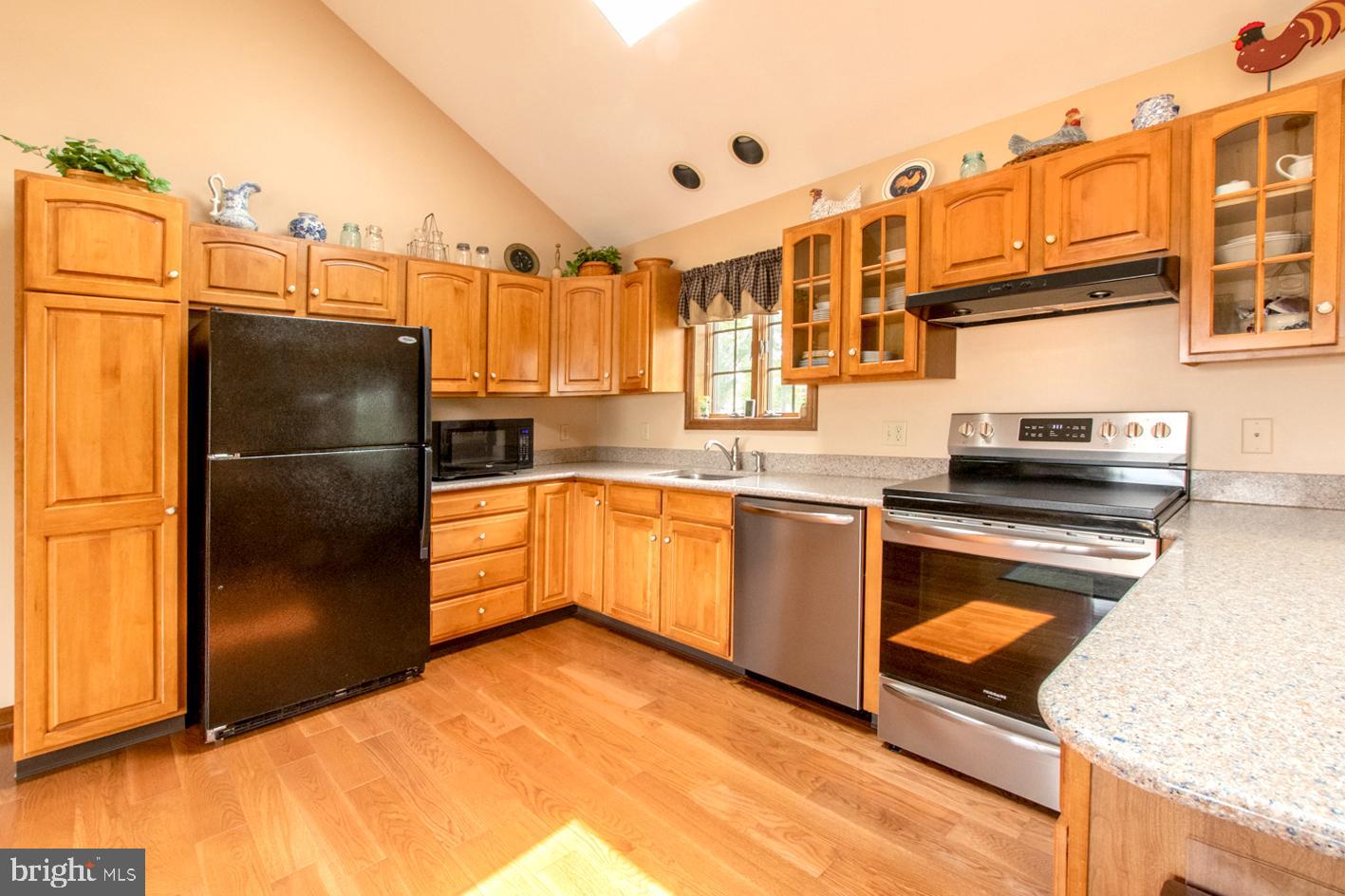 801 North Reeds Road Downingtown, PA 19335 - Photo 25 of 40 Kitchen