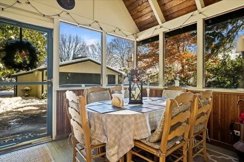 $1,295,000 | 177 Washington Road, Lake Forest, IL 60045