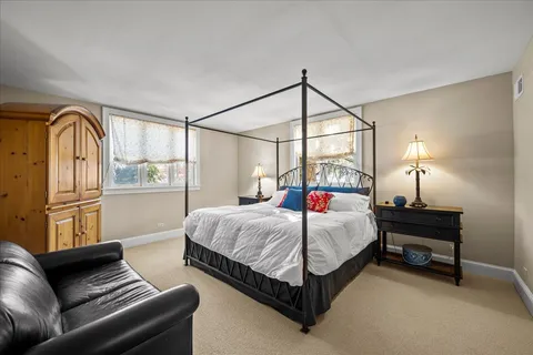 $1,295,000 | 177 Washington Road, Lake Forest, IL 60045