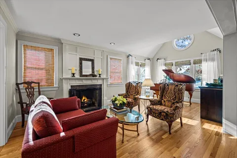 $1,295,000 | 177 Washington Road, Lake Forest, IL 60045