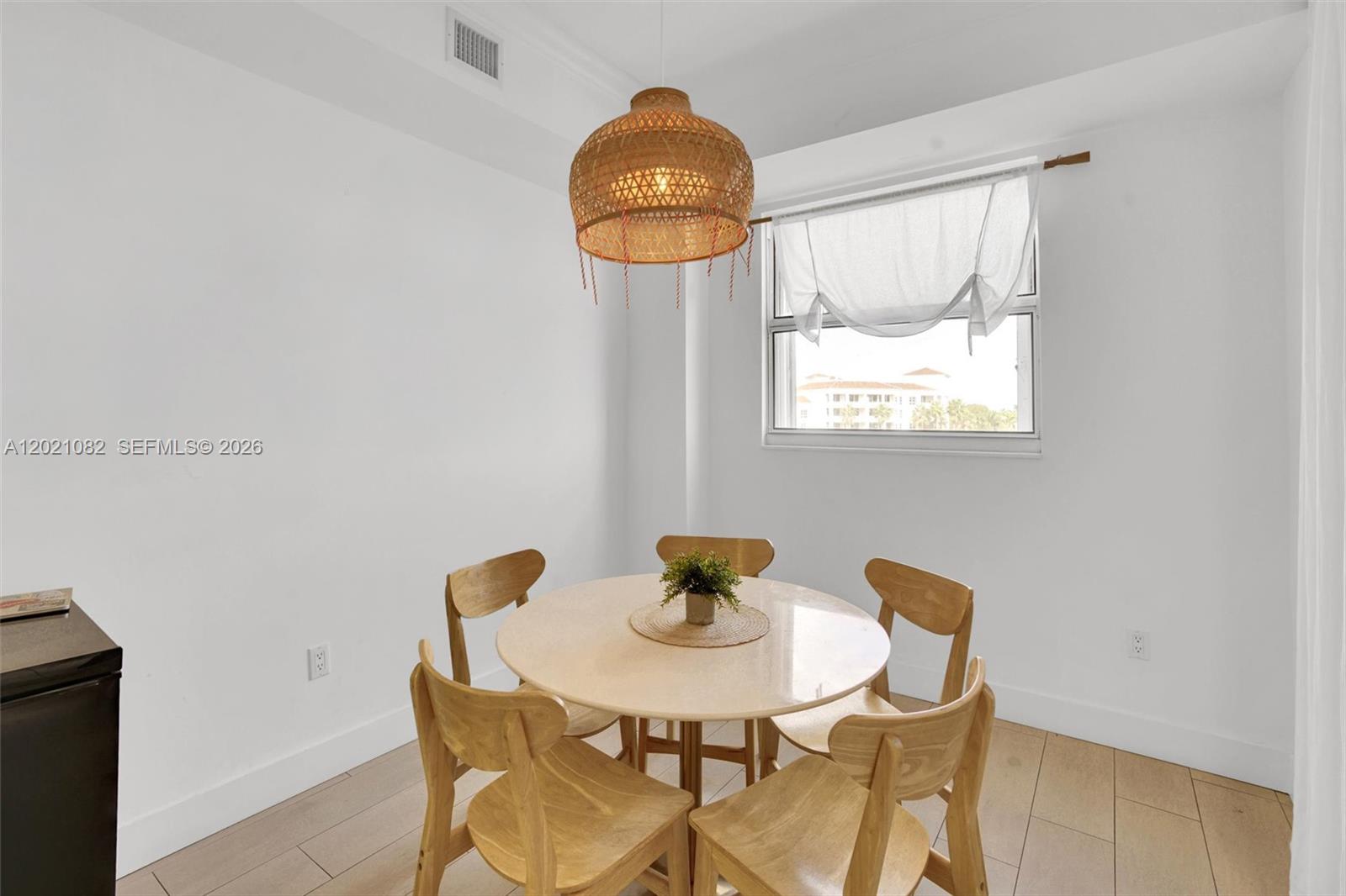735 Crandon Boulevard, Unit 503 Key Biscayne, FL 33149 - Photo 7 of 38