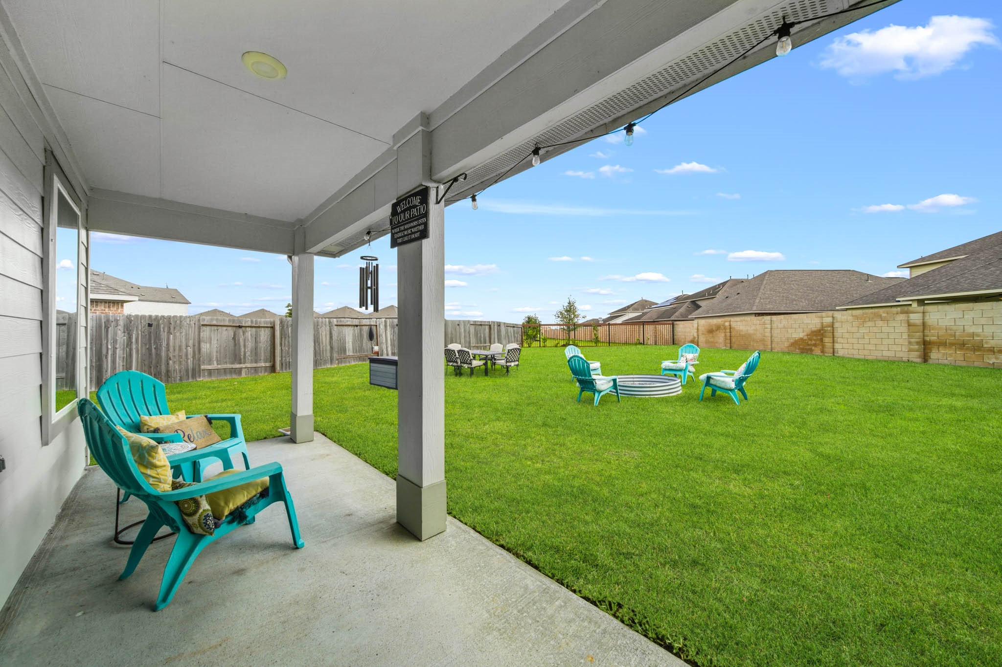 10207 Alpine Lake Lane Rosharon, TX 77583 - Photo 25 of 30 a view of yard with patio