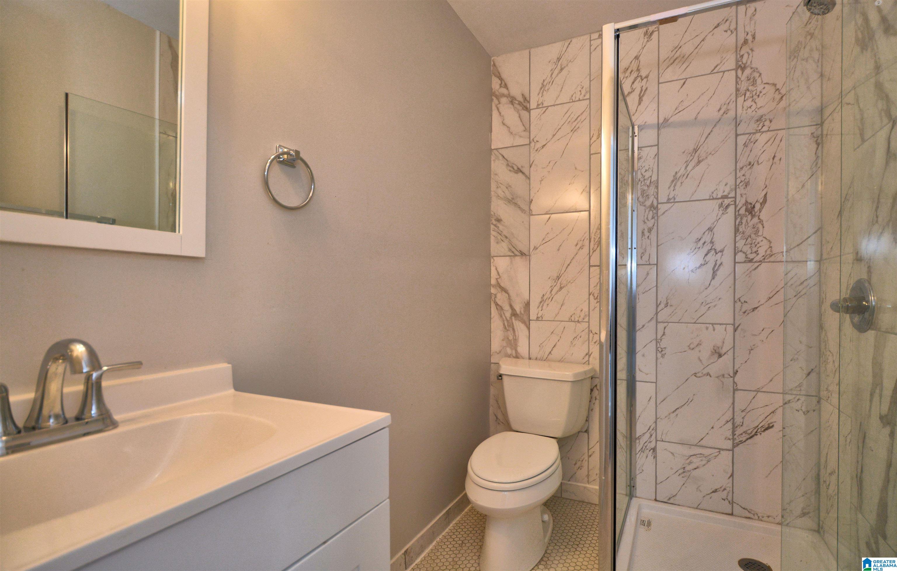325 16th Avenue Southwest Birmingham, AL 35211 - Photo 23 of 34