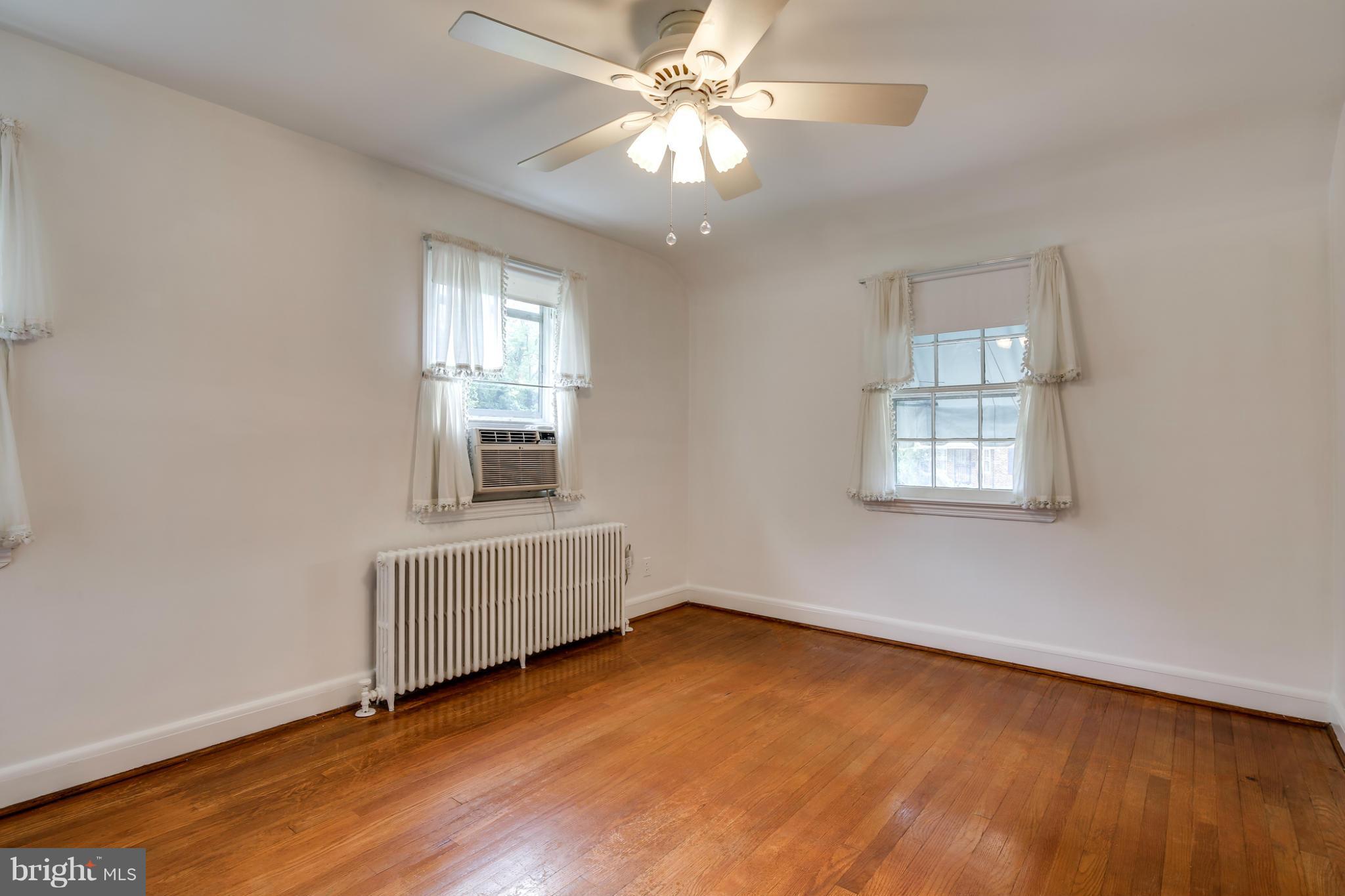 706 Dorchester Road Baltimore, MD 21229 - Photo 14 of 25 Bedroom